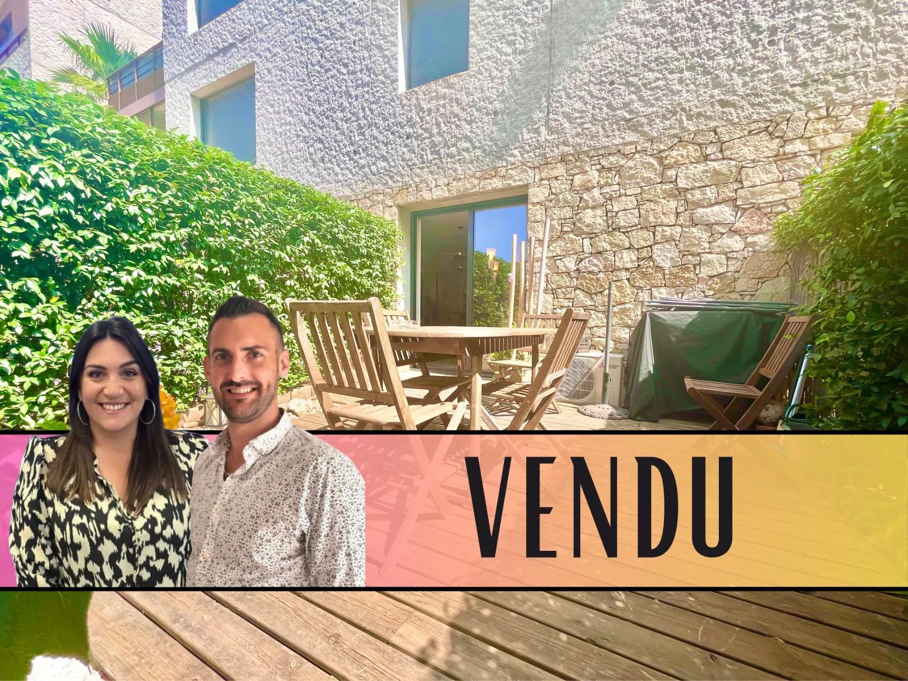Appartement à SAINT JEAN DE VEDAS - Appartement T2 récent, grande terrasse, place de parking, proche des commodités - Girard-Clérel Immobilier